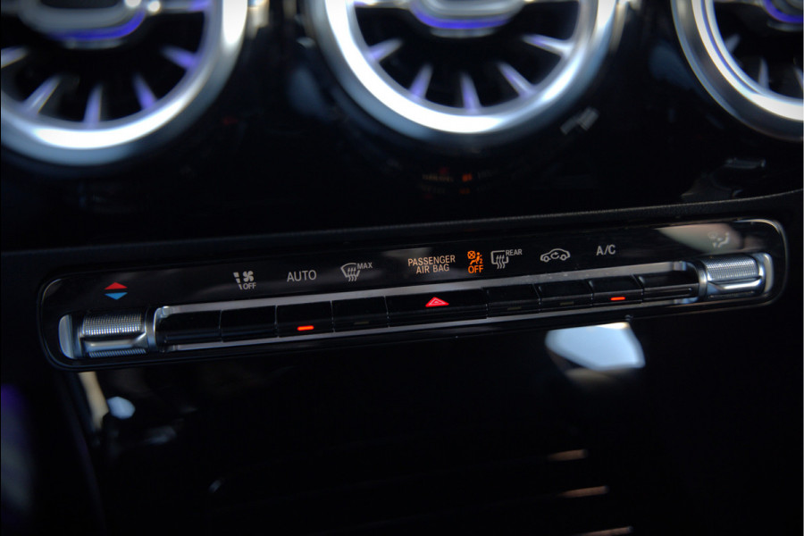 Mercedes-Benz CLA-Klasse Shooting Brake 250 e Premium AMG | Stoelverwarming | Camera | Apple Carplay | Keyless | Adaptive Cruise Control | Ambiance Verlichting | LED | Climate Control