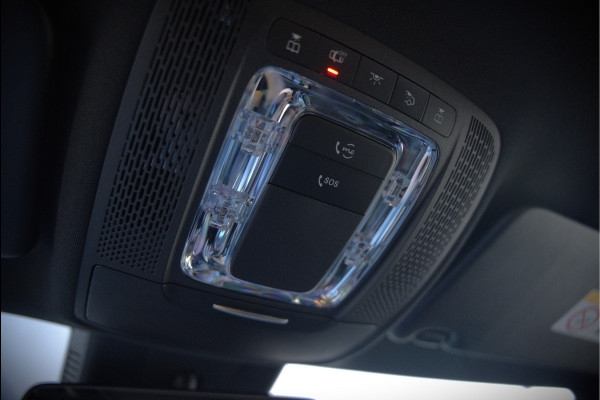 Mercedes-Benz CLA-Klasse Shooting Brake 250 e Premium AMG | Stoelverwarming | Camera | Apple Carplay | Keyless | Adaptive Cruise Control | Ambiance Verlichting | LED | Climate Control