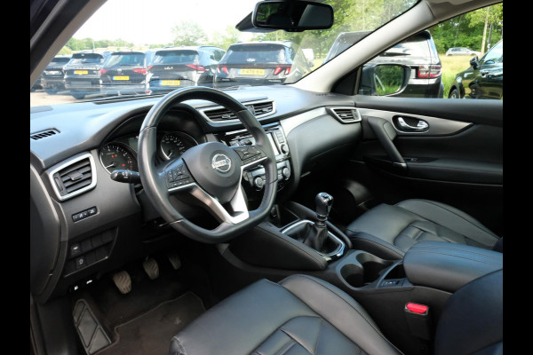 Nissan QASHQAI 1.3 DIG-T Premium Edition 140 PK | Lederen bekleding | Panoramadak | 360 Camera | Stoelverwarming | Navigatie | CarPlay | LMV 19" | LED