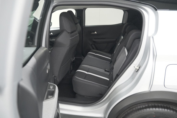 Opel Frontera 1.2 Turbo Hybrid 145 GS | 7 Zitplaatsen | Camera | Dodehoekdetectie | Navigatie | Pack Winter