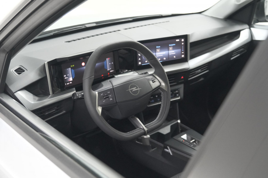 Opel Frontera 1.2 Turbo Hybrid 145 GS | 7 Zitplaatsen | Camera | Dodehoekdetectie | Navigatie | Pack Winter
