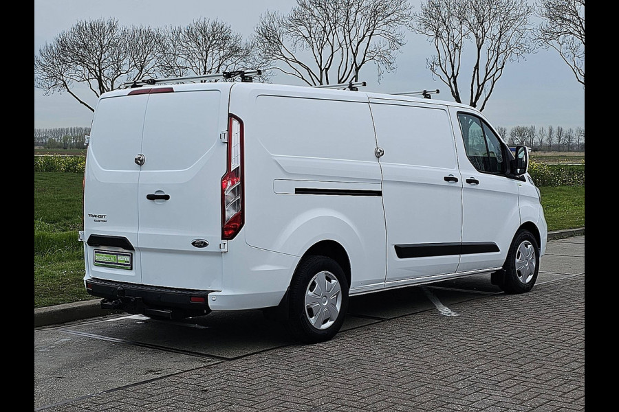 Ford Transit Custom 320 2.0 L2H1 2x schuifdeur, airco, pdc, trekhaak, stoelverwarming