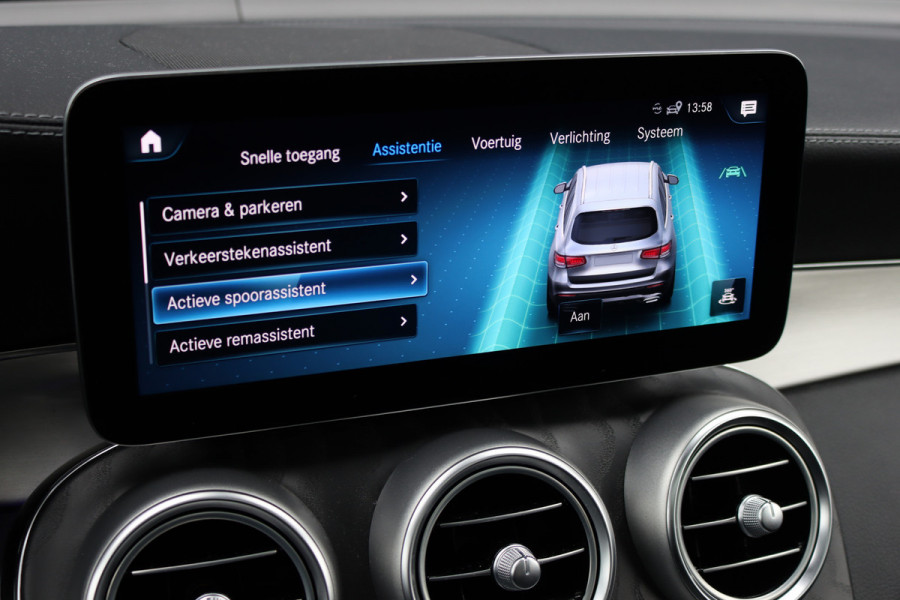 Mercedes-Benz GLC 300e 4MATIC AMG Line Premium+ | SoH 100% | Distronic+ | Panoramadak | Burmester | Memory | Trekhaak | Surround Camera | Multibeam LED | Nightpakket | Augmented Reality |