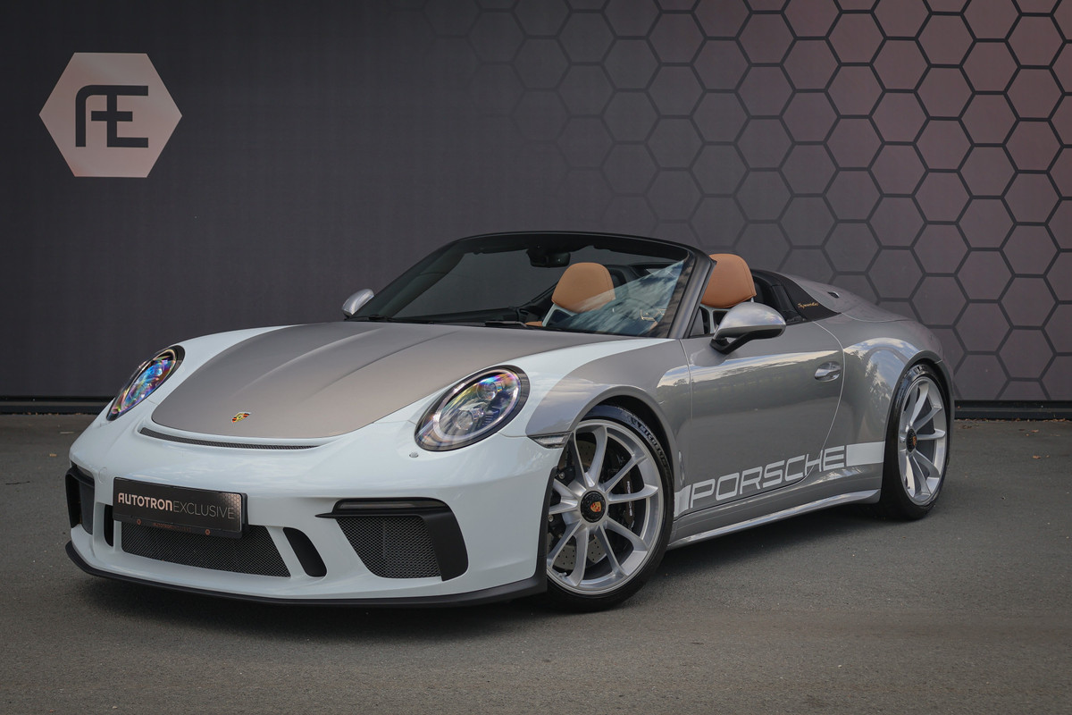Porsche 911 Speedster 4.0 | VAT REFUNDABLE | HERITAGE PACK | LIFTING | CERAMIC BRAKES | CAMERA | LEATHER AIRVENTS + FULL LEATHER & DASH | SP