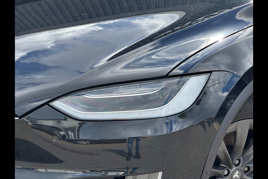 Tesla Model X 75D Base