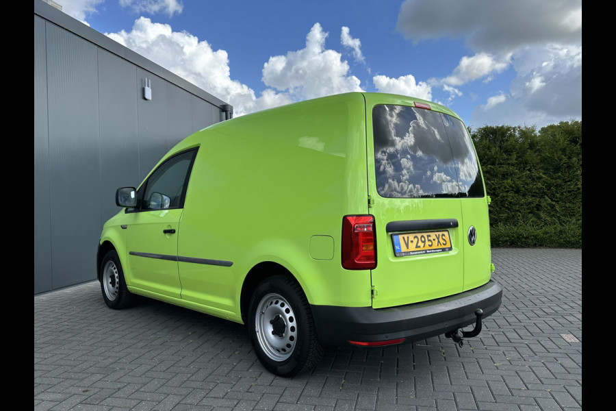 Volkswagen Caddy 2.0 TDI 102 PK / DSG AUTOMAAT / L1H1 / INRICHTING / 1e EIG. / TREKHAAK / CRUISE