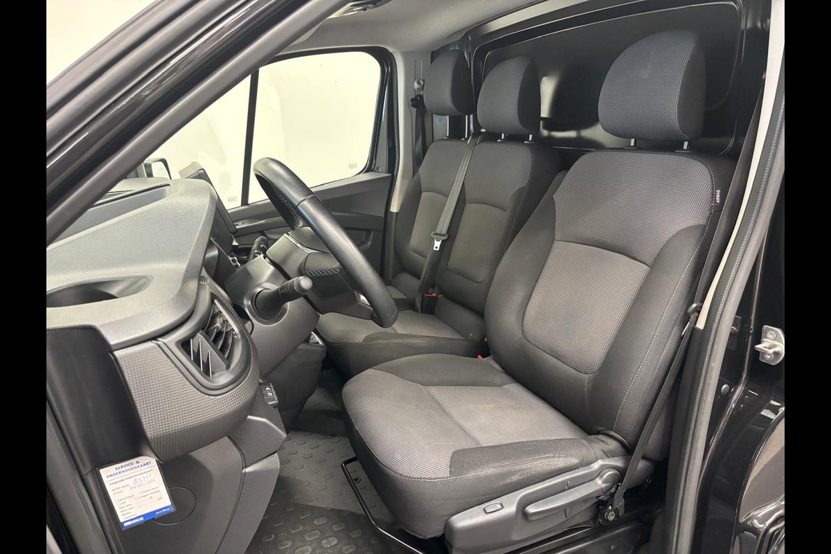 Renault Trafic 2.0 Blue dC1 150PK T30 L2H1 Advance Airco Bluetooth Camera Cruise PDC Trekhaak