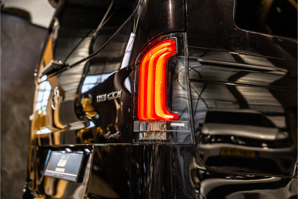Mercedes-Benz Vito 119 CDI 4-MATIC DC L3 XL | AMG | L+R Schuifdeur | Dubbel cabine | 5-Zitter | Navigatie | CarPlay | Camera | Lederen bekleding |  | 2500 kg trekgewicht | Trekhaak | Multibeam Led | PDC V+A