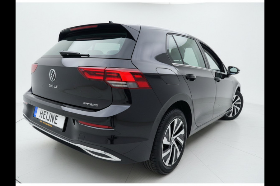 Volkswagen Golf eHybrid PHEV 204PK DSG STYLE CAMERA/NAVI/SFEERVERL. PLUG-IN HYBRIDE