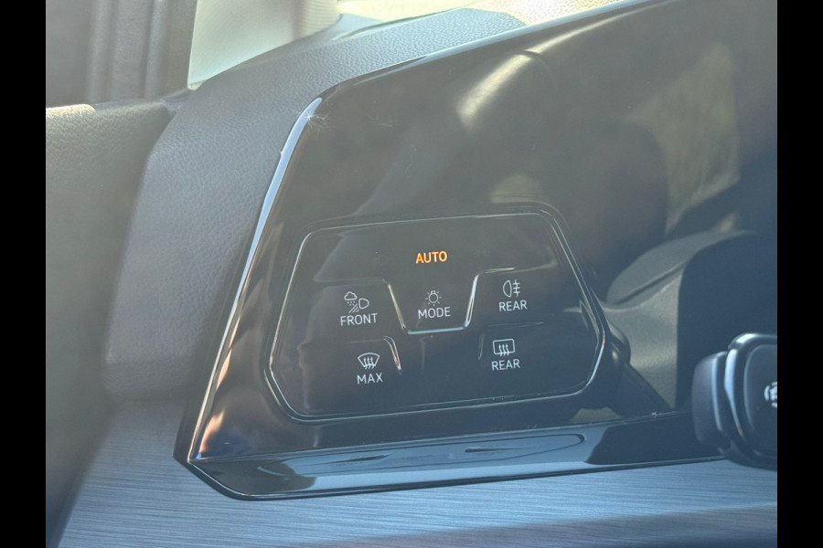 Volkswagen Golf eHybrid PHEV 204PK DSG STYLE CAMERA/NAVI/SFEERVERL. PLUG-IN HYBRIDE