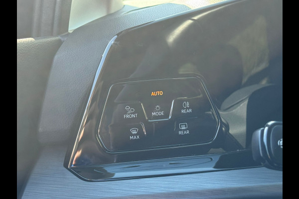 Volkswagen Golf eHybrid PHEV 204PK DSG STYLE CAMERA/NAVI/SFEERVERL. PLUG-IN HYBRIDE