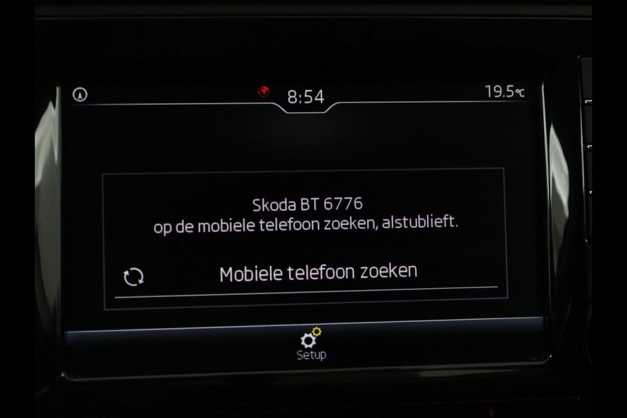 Škoda Rapid Spaceback 1.0 TSI Greentech Drive | Stoelverwarming | Carplay | Trekhaak | Climate control | Parkeerhulp | Navigatie | Cruise control | Bluetooth | Lichtmetalen velgen