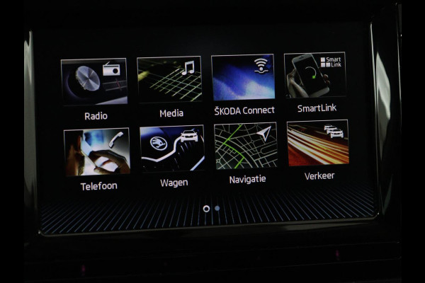 Škoda Rapid Spaceback 1.0 TSI Greentech Drive | Stoelverwarming | Carplay | Trekhaak | Climate control | Parkeerhulp | Navigatie | Cruise control | Bluetooth | Lichtmetalen velgen
