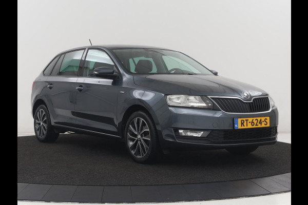 Škoda Rapid Spaceback 1.0 TSI Greentech Drive | Stoelverwarming | Carplay | Trekhaak | Climate control | Parkeerhulp | Navigatie | Cruise control | Bluetooth | Lichtmetalen velgen