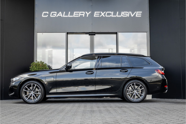BMW 3 Serie Touring 330e xDrive - Elek. Trekhaak | 360 Camera | ACC