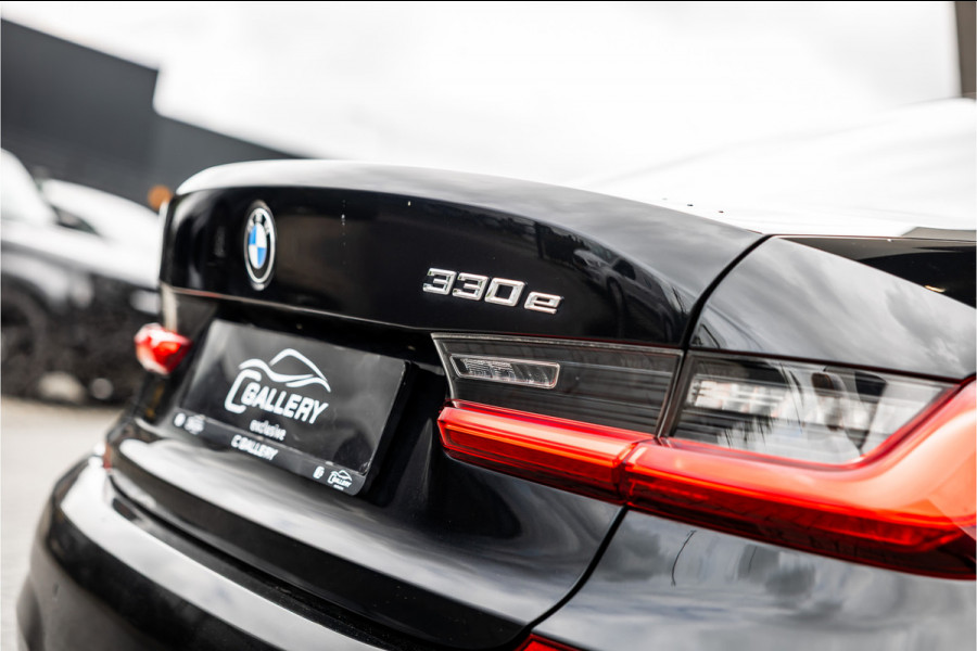 BMW 3-serie 330e High Executive - M Sport | Origineel NL | Stoelverwarming | Cruise Control | 18" Inch