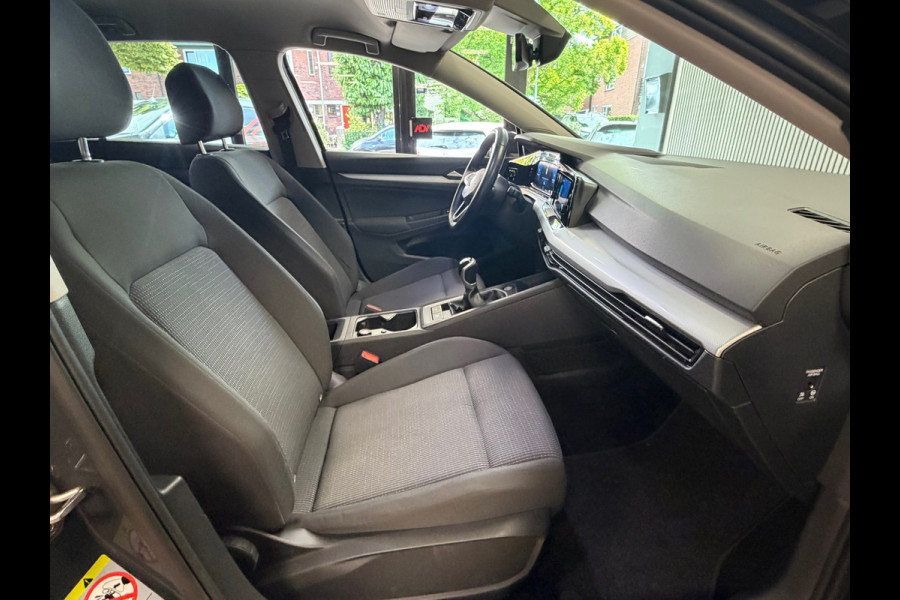 Volkswagen Golf 1.0 TSI Life Business CLIMA PDC CRUISE STOELVERWARMING BLUETOOTH APPLE CARPLAY USB KEYLESS-GO