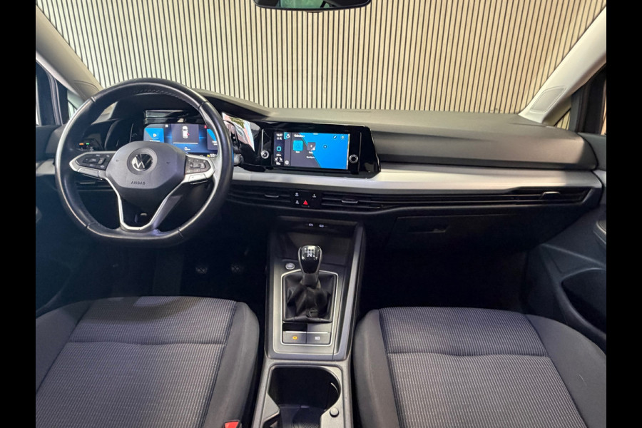 Volkswagen Golf 1.0 TSI Life Business CLIMA PDC CRUISE STOELVERWARMING BLUETOOTH APPLE CARPLAY USB KEYLESS-GO