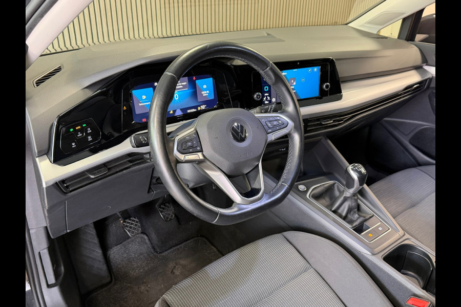 Volkswagen Golf 1.0 TSI Life Business CLIMA PDC CRUISE STOELVERWARMING BLUETOOTH APPLE CARPLAY USB KEYLESS-GO