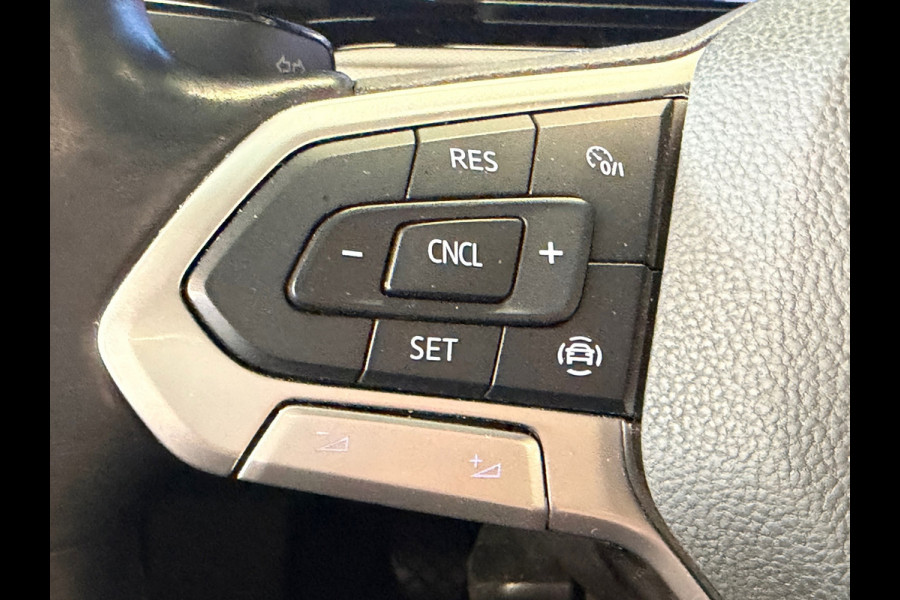 Volkswagen Golf 1.0 TSI Life Business CLIMA PDC CRUISE STOELVERWARMING BLUETOOTH APPLE CARPLAY USB KEYLESS-GO