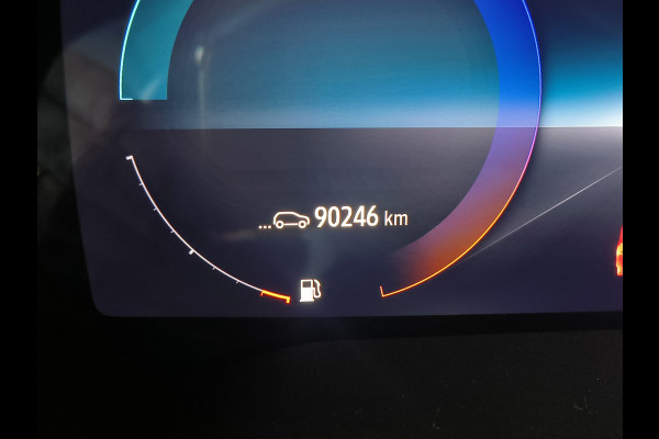 Renault Captur 1.6 E-Tech Plug-in Hybrid 160 Intens Rijklaar + 12 maanden Bovag-garantie Henk Jongen Auto's in Helmond,  al 50 jaar service zoals 't hoort!