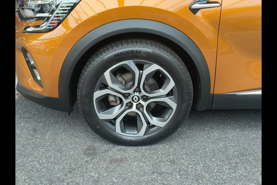 Renault Captur 1.6 E-Tech Plug-in Hybrid 160 Intens Rijklaar + 12 maanden Bovag-garantie Henk Jongen Auto's in Helmond,  al 50 jaar service zoals 't hoort!
