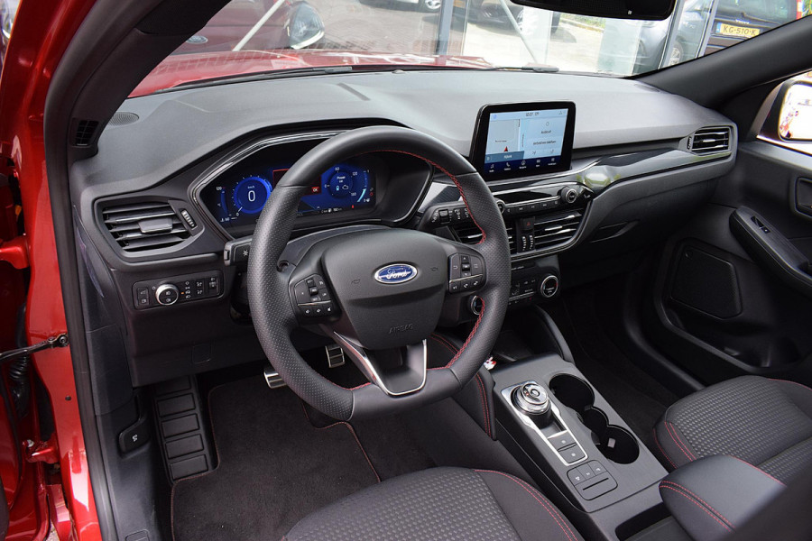 Ford Kuga 2.5 PHEV ST-Line | Pano | Apple Carplay | Stoelverwarming