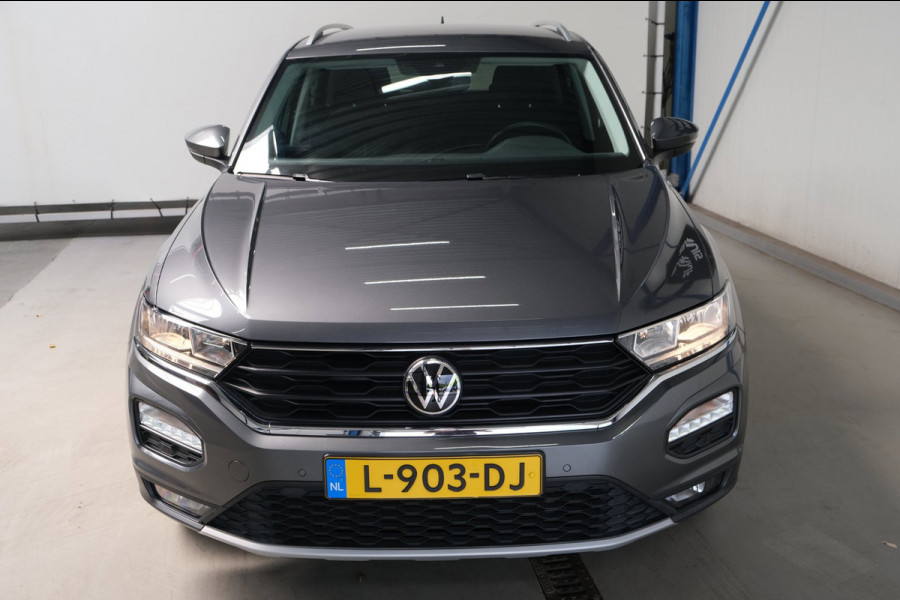 Volkswagen T-Roc 1.0 TSI Style - N.A.P. Airco, Cruise, Navi, PDC, Carplay.