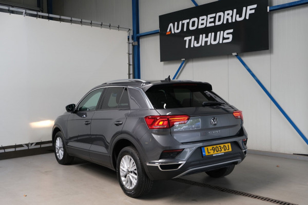 Volkswagen T-Roc 1.0 TSI Style - N.A.P. Airco, Cruise, Navi, PDC, Carplay.