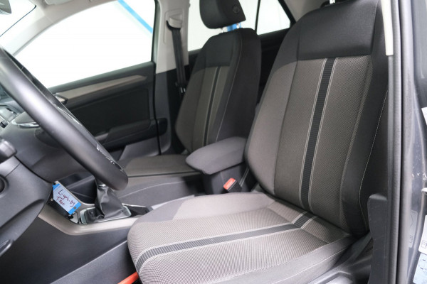 Volkswagen T-Roc 1.0 TSI Style - N.A.P. Airco, Cruise, Navi, PDC, Carplay.