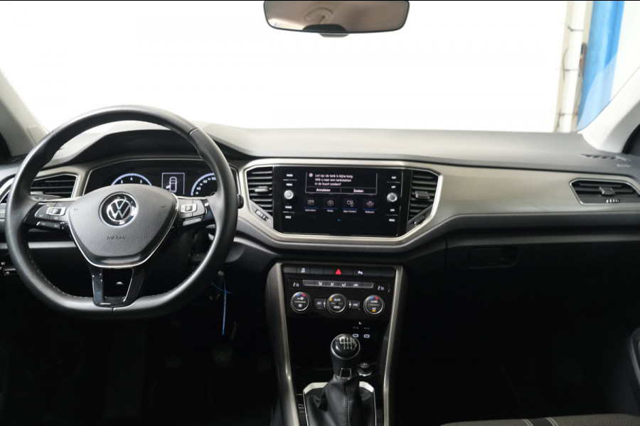 Volkswagen T-Roc 1.0 TSI Style - N.A.P. Airco, Cruise, Navi, PDC, Carplay.