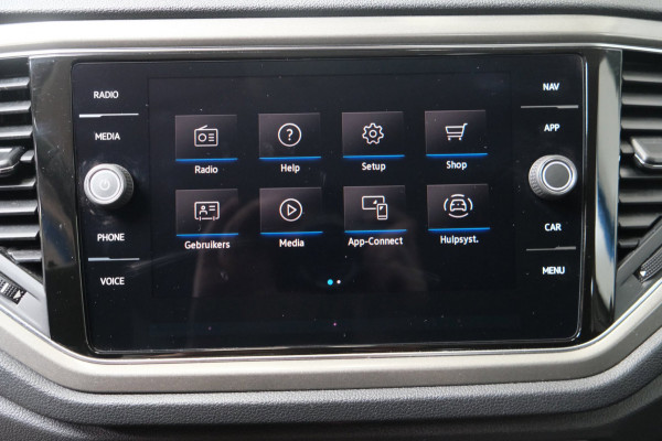 Volkswagen T-Roc 1.0 TSI Style - N.A.P. Airco, Cruise, Navi, PDC, Carplay.