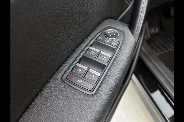 Renault Captur 160PK Intens Hybrid mild | CAMERA | NAVI GROOT | ADAPTIVE CRUISE | BOSE