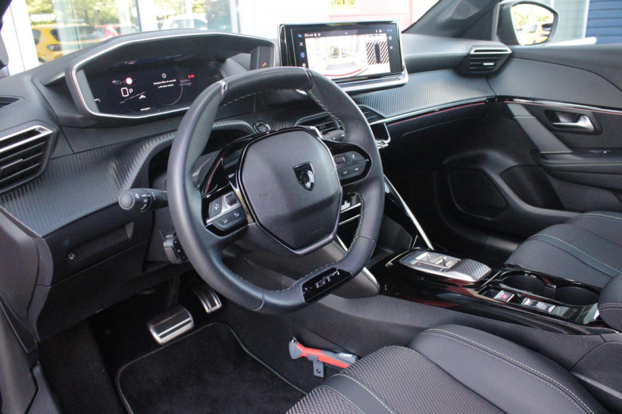 Peugeot 208 1.2 Hybrid 145PK AUTOMAAT GT | NAVIGATIE | DRAADLOZE APPLE CARPLAY/ANDROID AUTO | CAMERA VOOR + ACHTER | FULL LED KOPLAMPEN | LICHTMETALEN VELGEN 17" | DODEHOEK DETECTIE | DRAADLOZE TELEFOONLADER | KEYLESS ENTRY/START | DAB+ RADIO | ADAPTIVE CRUISE CONTROL | CLIMATE CONTROL |
