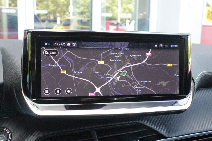 Peugeot 208 1.2 Hybrid 145PK AUTOMAAT GT | NAVIGATIE | DRAADLOZE APPLE CARPLAY/ANDROID AUTO | CAMERA VOOR + ACHTER | FULL LED KOPLAMPEN | LICHTMETALEN VELGEN 17" | DODEHOEK DETECTIE | DRAADLOZE TELEFOONLADER | KEYLESS ENTRY/START | DAB+ RADIO | ADAPTIVE CRUISE CONTROL | CLIMATE CONTROL |