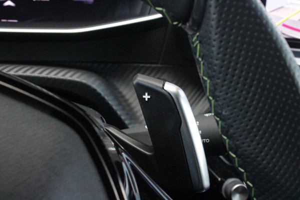 Peugeot 208 1.2 Hybrid 145PK AUTOMAAT GT | NAVIGATIE | DRAADLOZE APPLE CARPLAY/ANDROID AUTO | CAMERA VOOR + ACHTER | FULL LED KOPLAMPEN | LICHTMETALEN VELGEN 17" | DODEHOEK DETECTIE | DRAADLOZE TELEFOONLADER | KEYLESS ENTRY/START | DAB+ RADIO | ADAPTIVE CRUISE CONTROL | CLIMATE CONTROL |