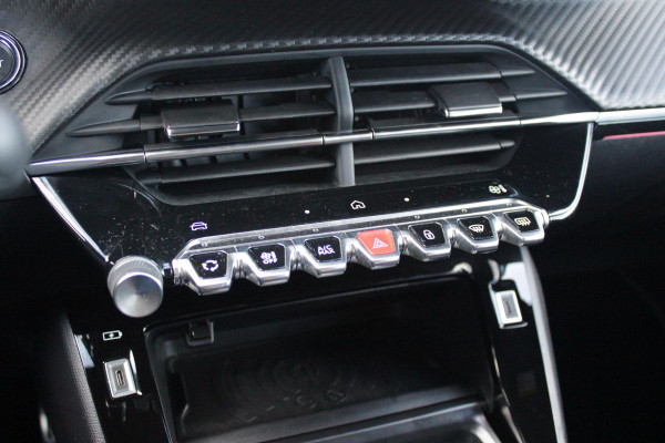 Peugeot 208 1.2 Hybrid 145PK AUTOMAAT GT | NAVIGATIE | DRAADLOZE APPLE CARPLAY/ANDROID AUTO | CAMERA VOOR + ACHTER | FULL LED KOPLAMPEN | LICHTMETALEN VELGEN 17" | DODEHOEK DETECTIE | DRAADLOZE TELEFOONLADER | KEYLESS ENTRY/START | DAB+ RADIO | ADAPTIVE CRUISE CONTROL | CLIMATE CONTROL |