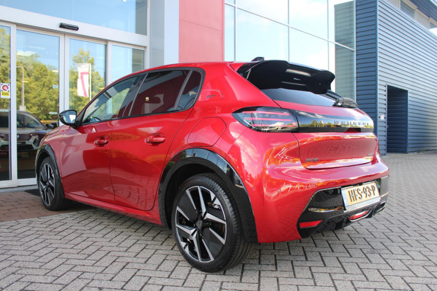 Peugeot 208 1.2 Hybrid 145PK AUTOMAAT GT | NAVIGATIE | DRAADLOZE APPLE CARPLAY/ANDROID AUTO | CAMERA VOOR + ACHTER | FULL LED KOPLAMPEN | LICHTMETALEN VELGEN 17" | DODEHOEK DETECTIE | DRAADLOZE TELEFOONLADER | KEYLESS ENTRY/START | DAB+ RADIO | ADAPTIVE CRUISE CONTROL | CLIMATE CONTROL |