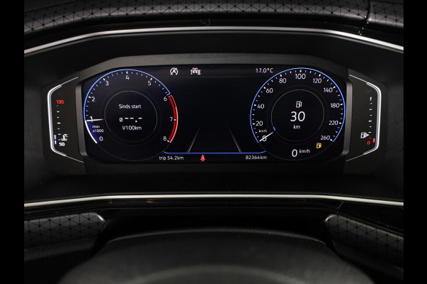 Volkswagen T-Cross 1.0 TSI Style 115 PK | Trekhaak | Digitaal dashboard | Stoelverwarming | Navigatie via app