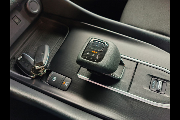 Nissan QASHQAI 1.3 MHEV Xtronic N-Connecta Rijklaar + 12 maanden Bovag-garantie Henk Jongen Auto's in Helmond,  al 50 jaar service zoals 't hoort!