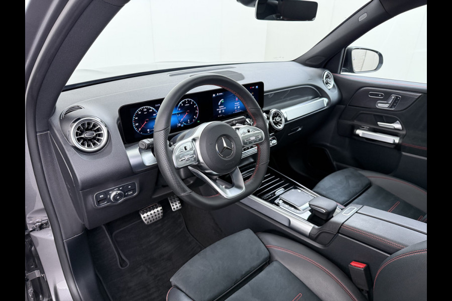 Mercedes-Benz Glb 200 AMG line | Pano Trekhaak Memory Multibeam Night Sound