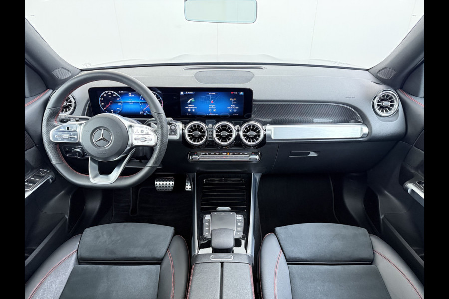 Mercedes-Benz Glb 200 AMG line | Pano Trekhaak Memory Multibeam Night Sound