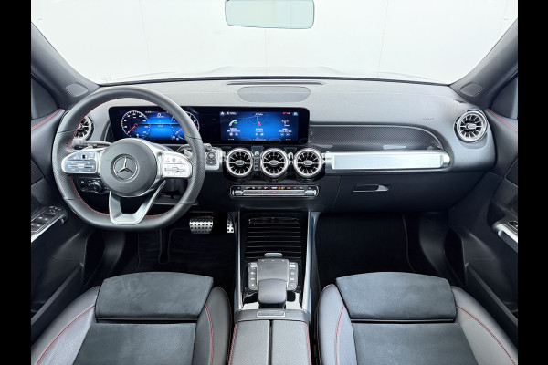 Mercedes-Benz Glb 200 AMG line | Pano Trekhaak Memory Multibeam Night Sound