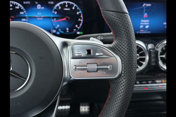 Mercedes-Benz Glb 200 AMG line | Pano Trekhaak Memory Multibeam Night Sound