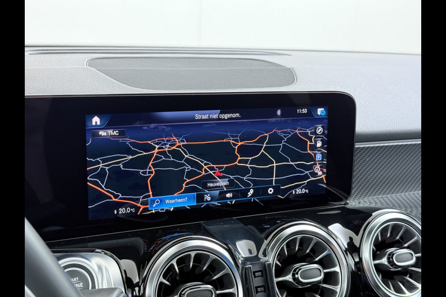 Mercedes-Benz Glb 200 AMG line | Pano Trekhaak Memory Multibeam Night Sound