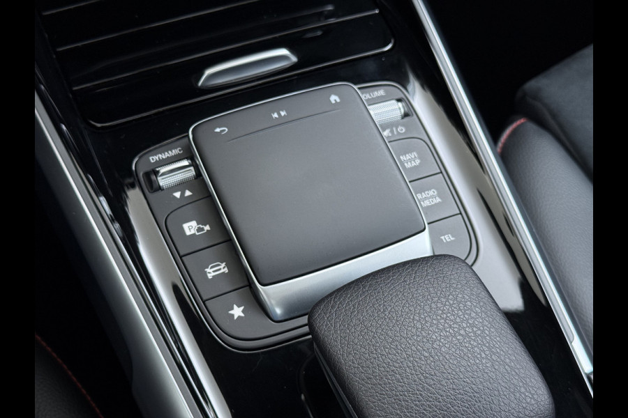 Mercedes-Benz Glb 200 AMG line | Pano Trekhaak Memory Multibeam Night Sound