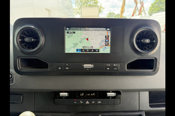 Mercedes-Benz Sprinter 314 2.2 CDI DC Open Laadbak Dubbele cabine 6-persoons Trekhaak Navigatie Carplay Climate control