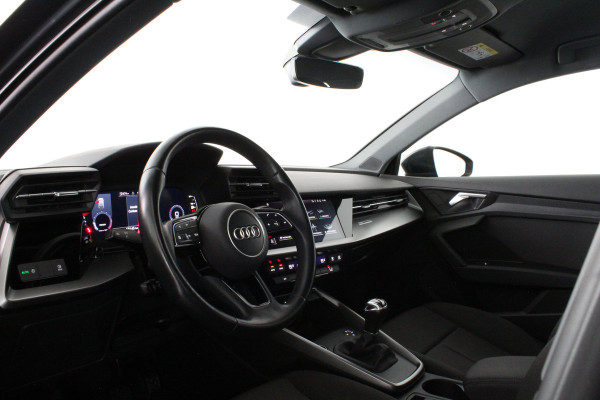 Audi A3 Sportback 30 TFSI Pro Line > 17 inch/Manhattan Gray/Navigatie...
