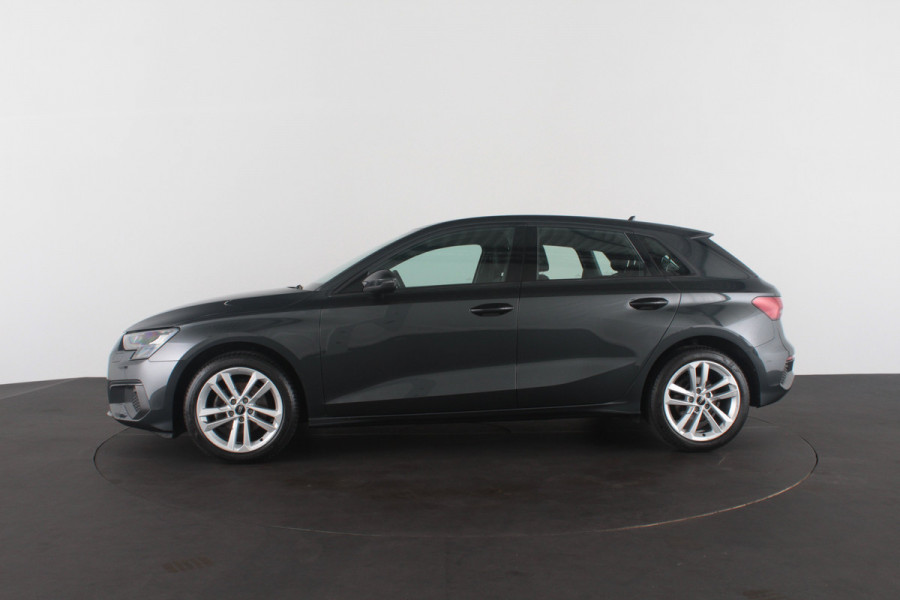 Audi A3 Sportback 30 TFSI Pro Line > 17 inch/Manhattan Gray/Navigatie...