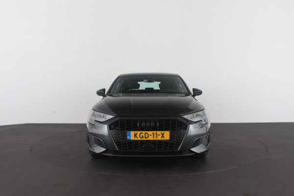 Audi A3 Sportback 30 TFSI Pro Line > 17 inch/Manhattan Gray/Navigatie...